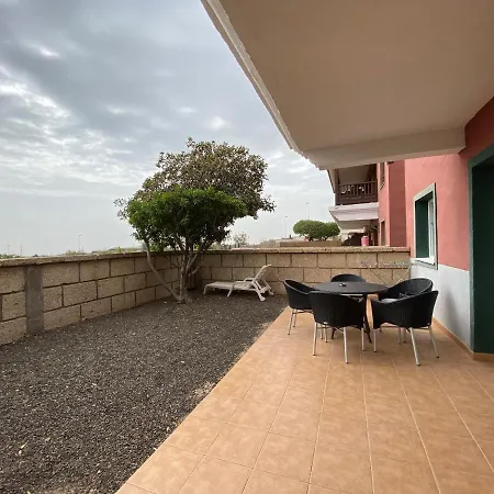 Three Bedroom With Beautiful Pool In South Of Tenerife In Biltmore