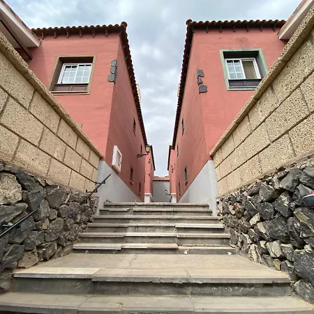 Three Bedroom With Beautiful Pool In South Of Tenerife In Biltmore 아파트 산미겔데아보나