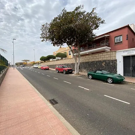 Three Bedroom With Beautiful Pool In South Of Tenerife In Biltmore 아파트