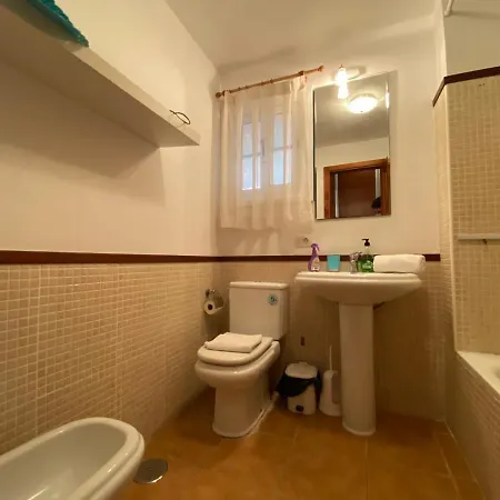 아파트 Three Bedroom With Beautiful Pool In South Of Tenerife In Biltmore