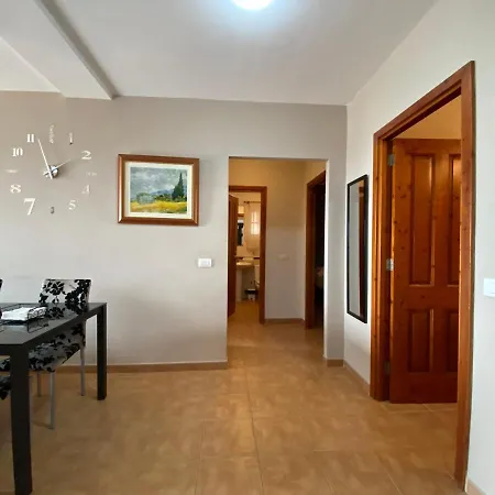 Three Bedroom With Beautiful Pool In South Of Tenerife In Biltmore 산미겔데아보나