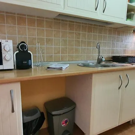 Three Bedroom With Beautiful Pool In South Of Tenerife In Biltmore *
