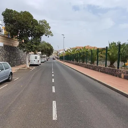 아파트 Three Bedroom With Beautiful Pool In South Of Tenerife In Biltmore 산미겔데아보나
