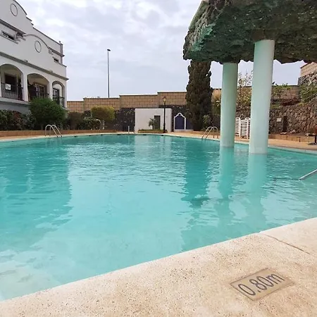 Three Bedroom With Beautiful Pool In South Of Tenerife In Biltmore * 산미겔데아보나
