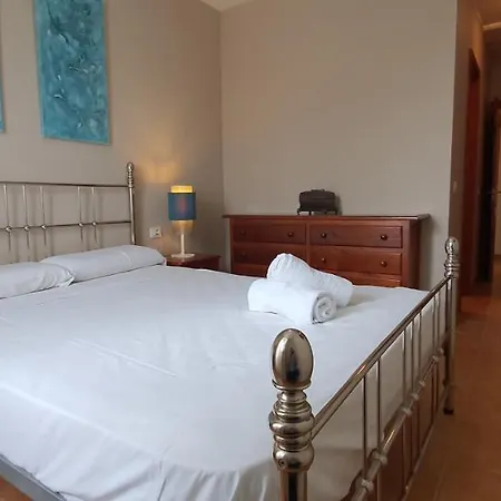 Three Bedroom With Beautiful Pool In South Of Tenerife In Biltmore 아파트 *